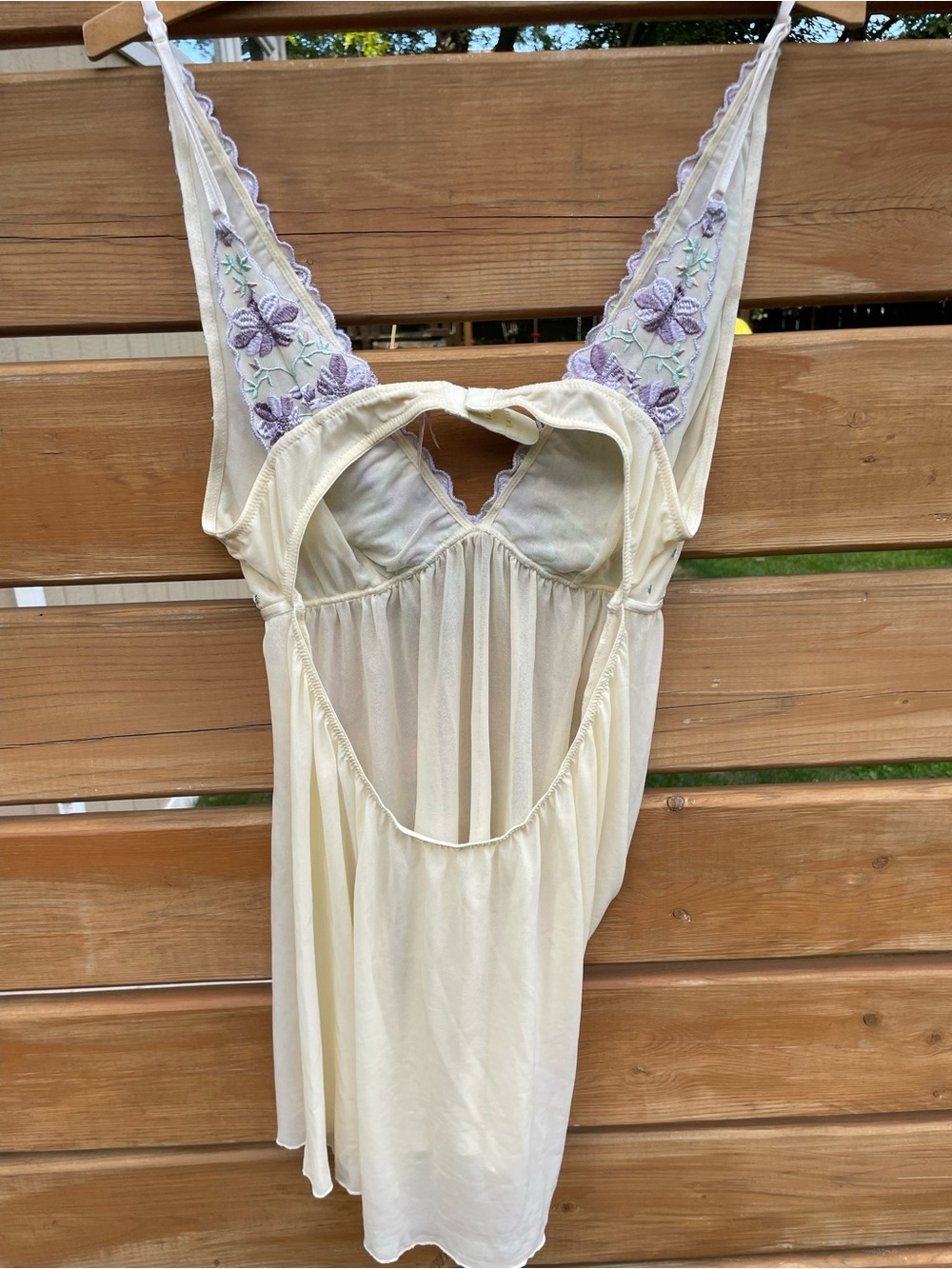 La Vie en Rose Vintage Cream Babydoll Nightgown with Floral Embroidery size L - Picture 8 of 15